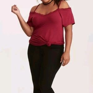 NWOT Torrid Super Soft Lace Trim Cold Shoulder Top